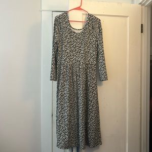 Long, long sleeve Old Navy Dress